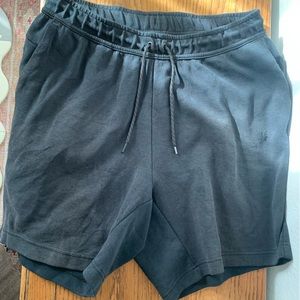 Nike Tech Fleece Shorts